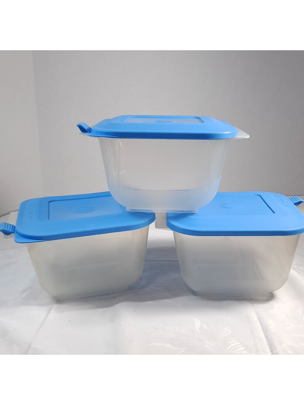 Vintage Anchor Hocking SET 3 Plastic Food & Craft Storage square blue snap lid